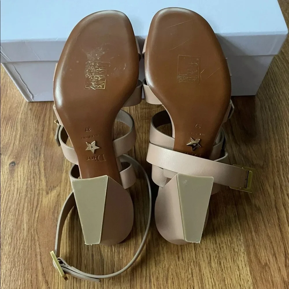 Christian Dior Beige Leather Double D logo Buckle Heel Sandal Shoes Size 37 - Picture 5 of 12
